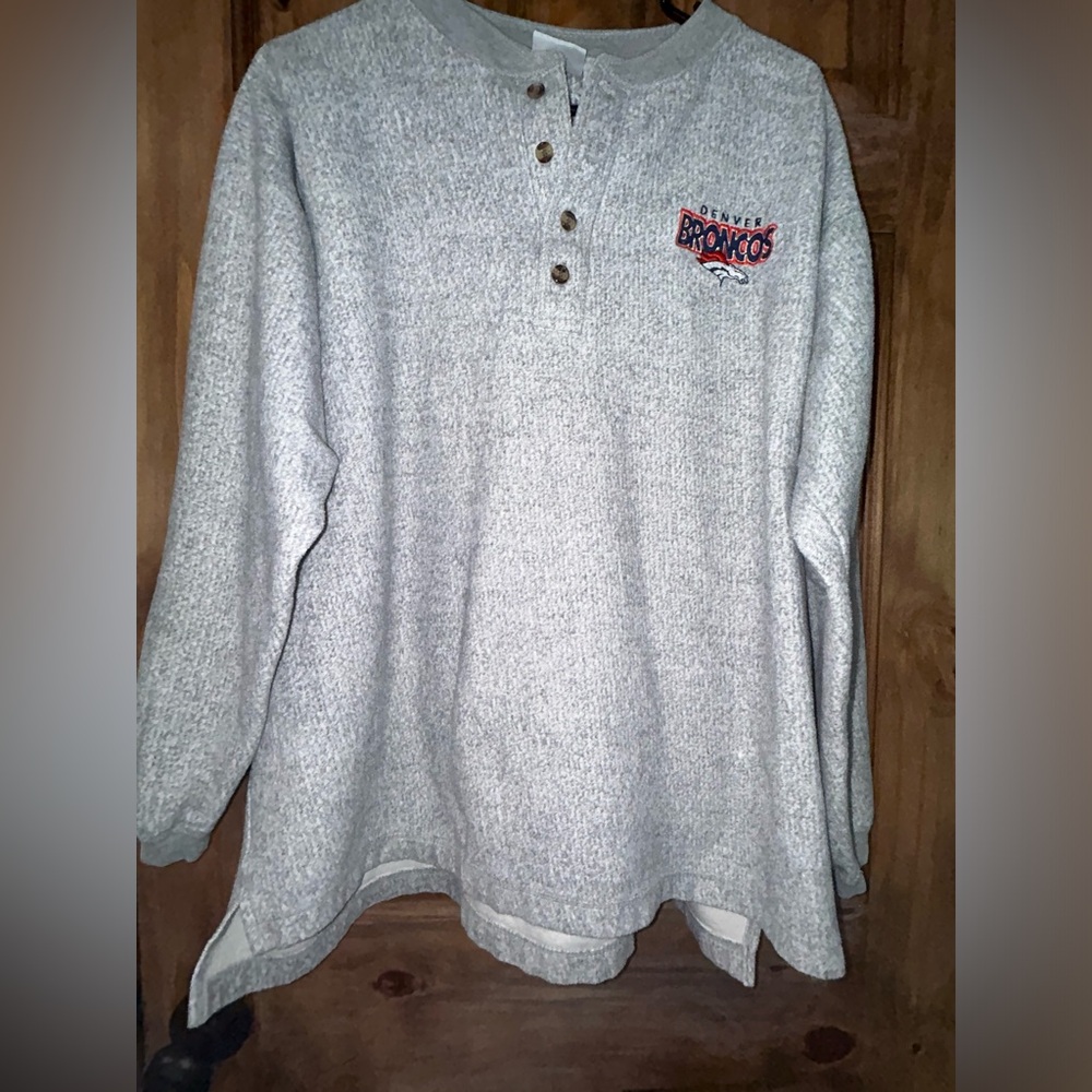 Pro Edge Gray Shirt with Logo